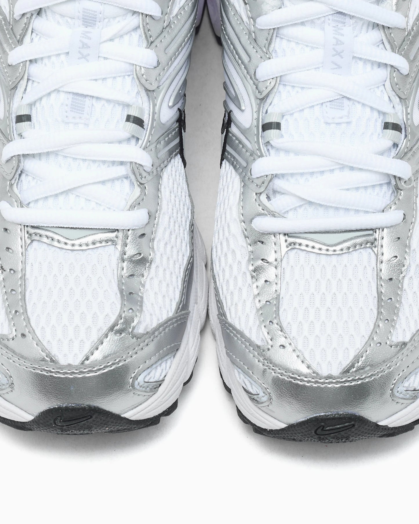 Nike Air Max Moto 2K